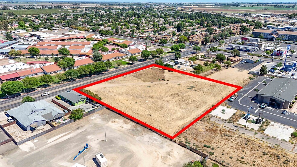 More Photos Of 125 N Parsons Ave, Merced Land For Sale