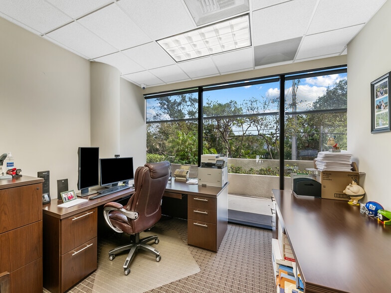 More Photos Of 4800 N Federal Hwy, Boca Raton Medical For Sale