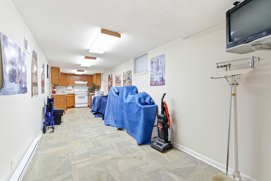 More Photos Of 3208 College Dr, Louisville Office For Sale