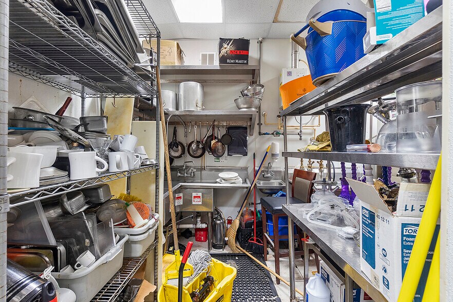 More Photos Of 401 W Atlantic Ave, Delray Beach Storefront Retail Office For Sale