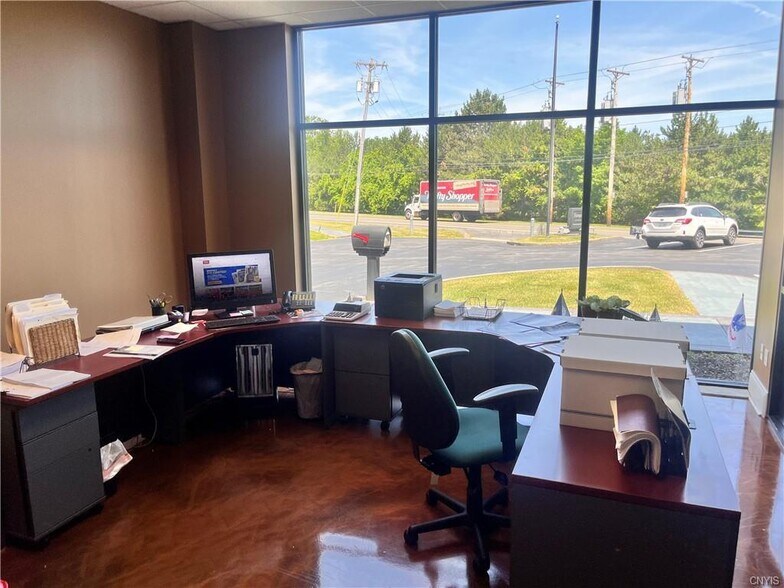 More Photos Of 325 Commerce Blvd, Liverpool Light Manufacturing For Sale