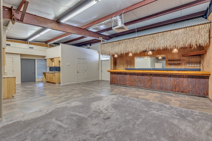 More Photos Of 15001 S Mills Rd, Gulfport Warehouse For Sale