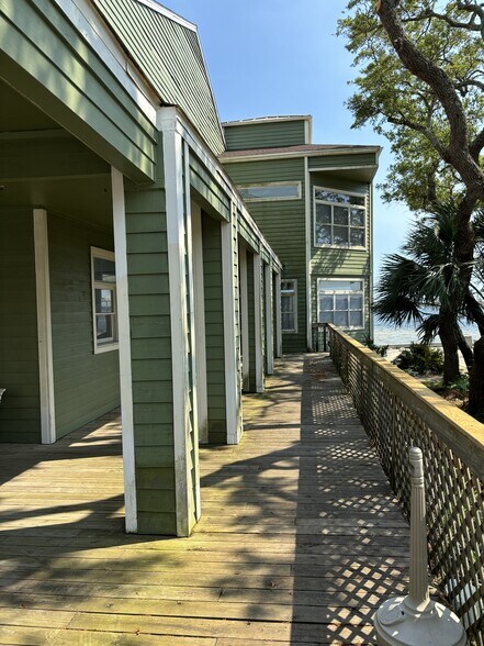 More Photos Of 348 Miracle Strip Pky SW, Fort Walton Beach Office For Sale