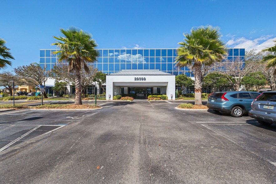 More Photos Of 29399 US Highway 19 N, Clearwater Office For Lease