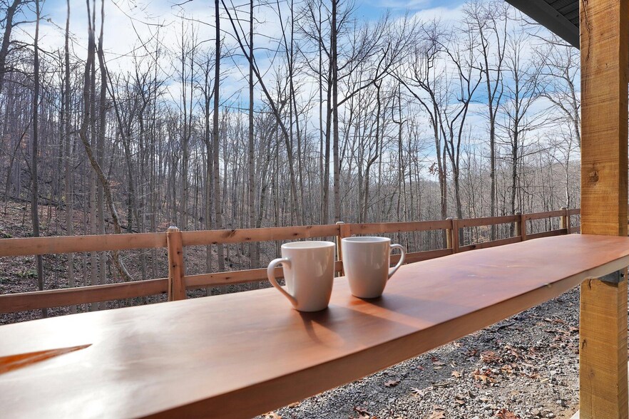 More Photos Of 21360 State Route 327, Laurelville Specialty For Sale