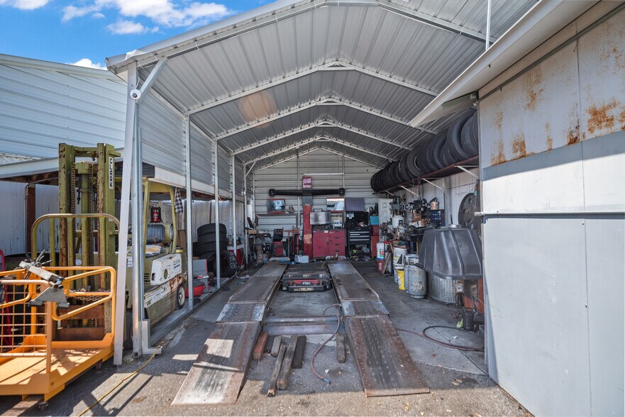 More Photos Of 996 W Evelyn Ave, Sunnyvale Service Station For Sale