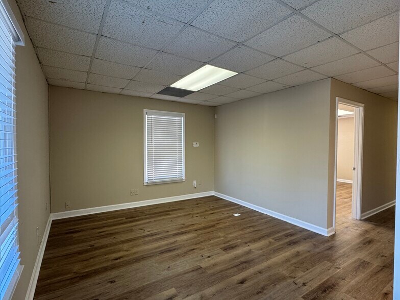 More Photos Of 3411 Austell Rd SW, Marietta Medical For Lease