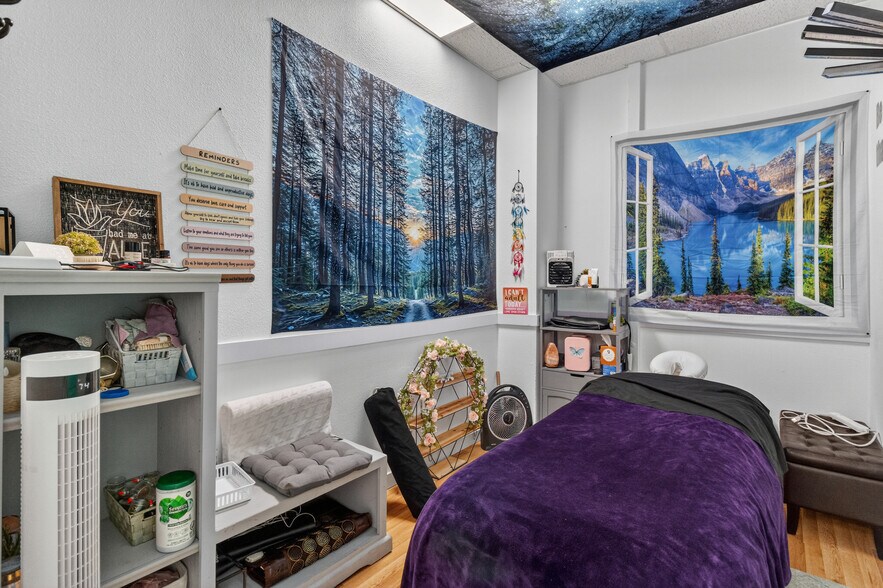 More Photos Of 400 Nevada Way, Boulder City General Retail For Sale