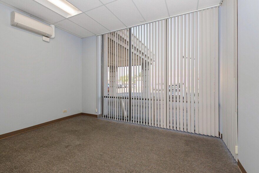 More Photos Of 10522 S Cicero, Oak Lawn Medical For Lease