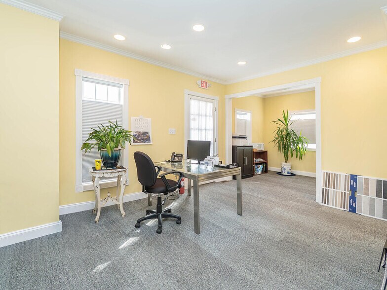 More Photos Of 17 S Maryland Ave, Port Washington Loft Creative Space For Sale