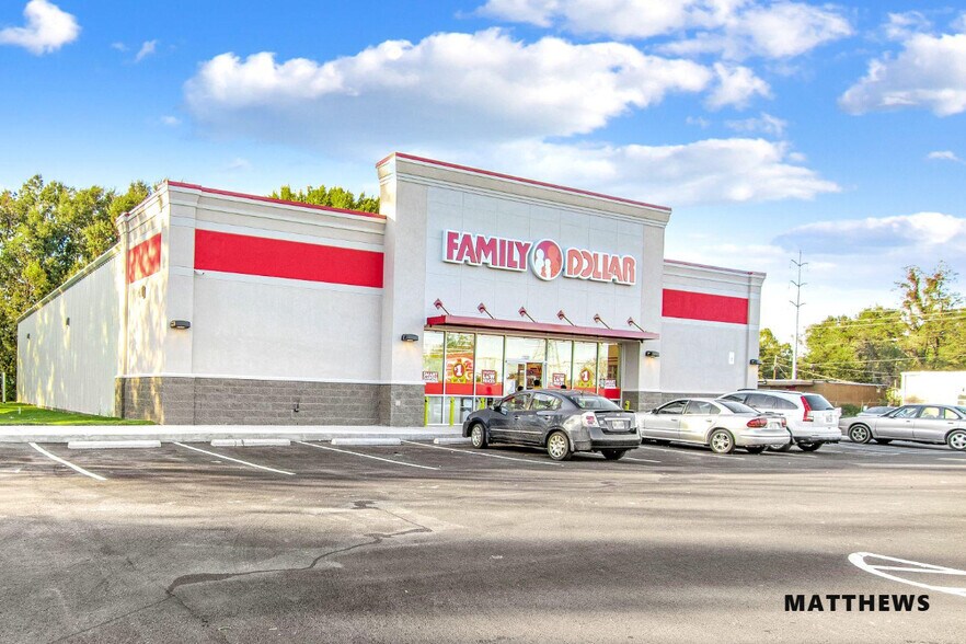 Primary Photo Of 4135 Highway 44, Summit General Retail For Sale