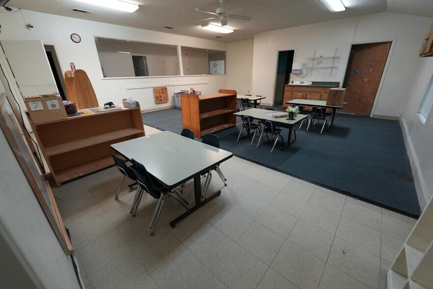 More Photos Of 1125 Roberts Cut Off Rd, River Oaks Daycare Center For Sale