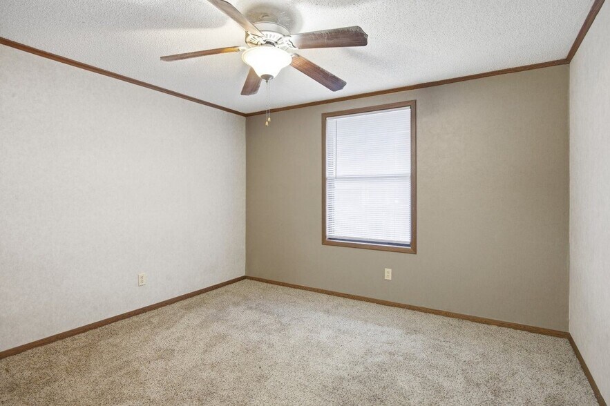 More Photos Of 3150 Pyramid Pky, Lakeland Apartments For Sale