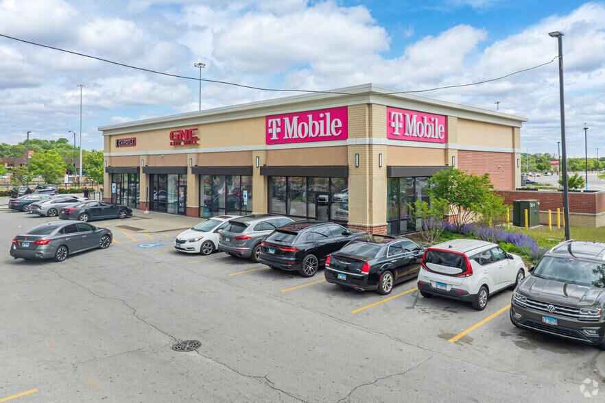 More Photos Of 41-51 W 87th St, Chicago Freestanding For Sale