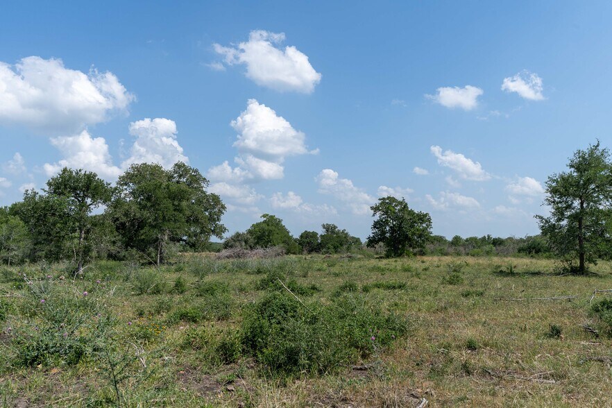 More Photos Of Gravel Pit @ Kingsbury Rd, Seguin Land For Sale