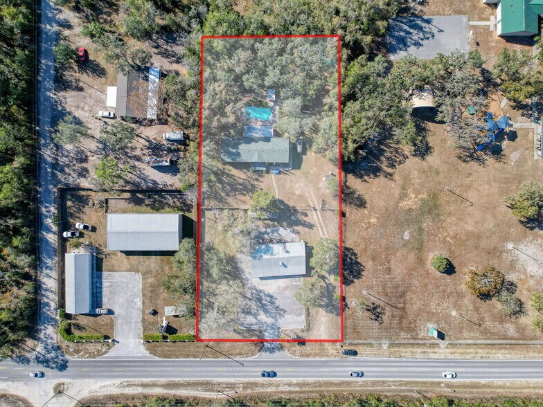 More Photos Of 15525 Shady Hills Rd, Spring Hill Restaurant For Sale