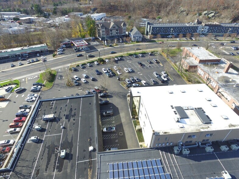 More Photos Of 346 Main Ave, Norwalk Restaurant For Lease