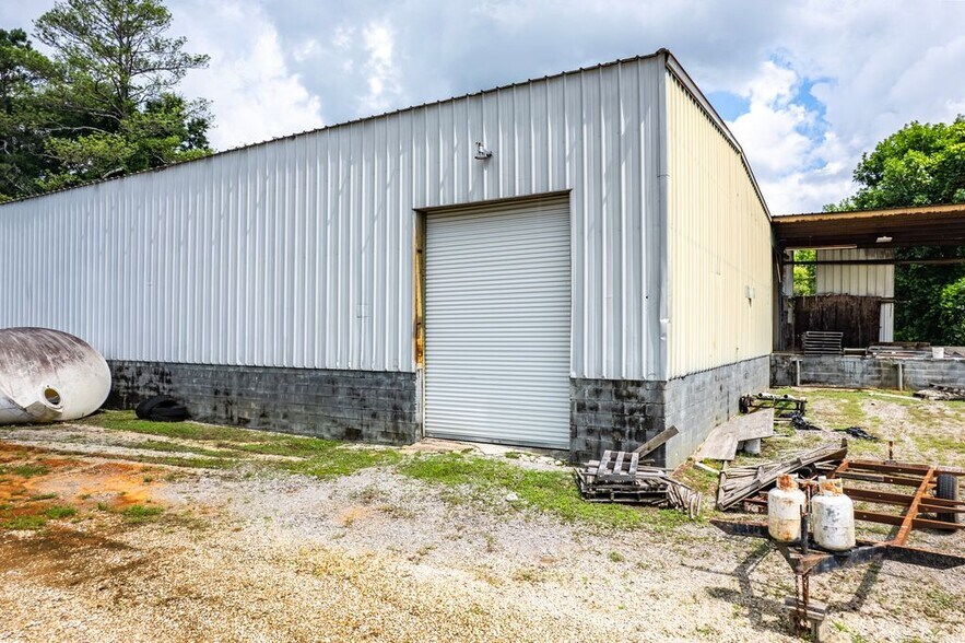 More Photos Of 206 Alabama 36, Hartselle Warehouse For Sale