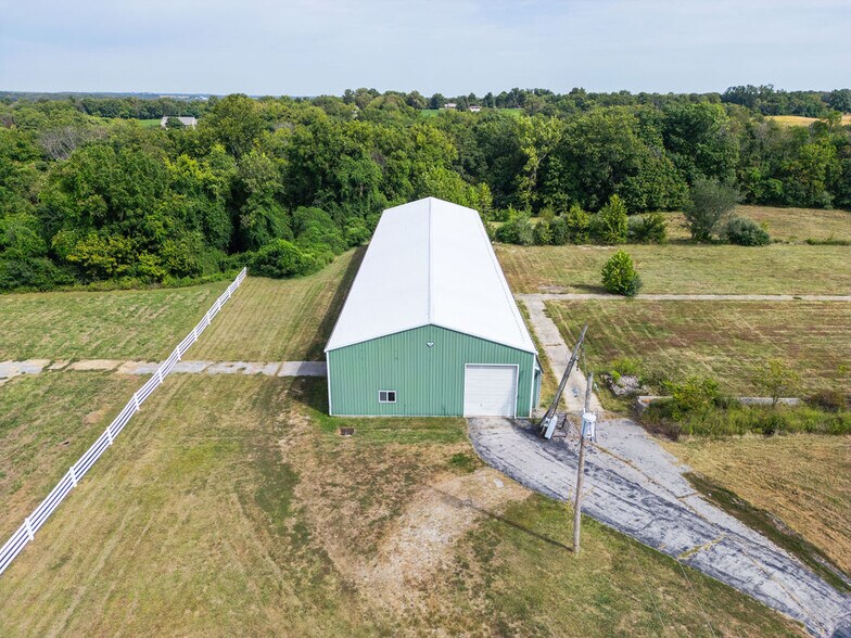 More Photos Of 3804 Stanka Ln, Godfrey Land For Lease