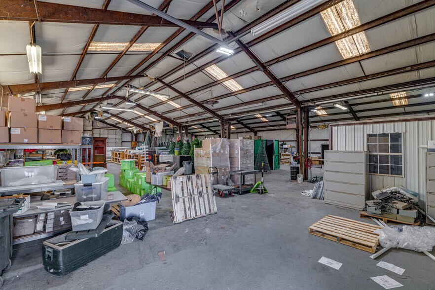 More Photos Of 1831 Old Natchitoches Rd, West Monroe Distribution For Sale
