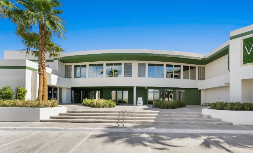 More Photos Of 42650 Melanie Pl, Palm Desert Loft Creative Space For Lease