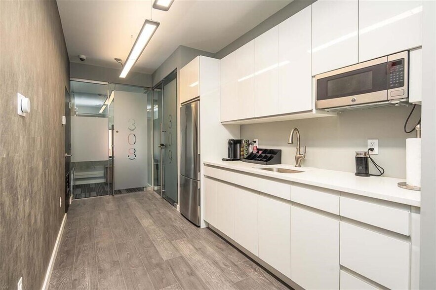 More Photos Of 89 Hudson St, Hoboken Loft Creative Space For Lease