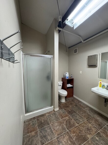 More Photos Of 2399 E 24th N, Idaho Falls Manufacturing For Lease