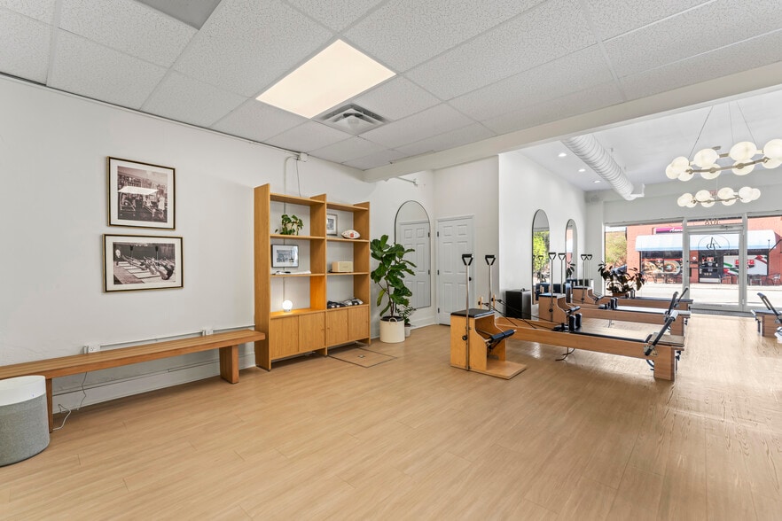 More Photos Of 108 N Arendell Ave, Zebulon Office For Sale