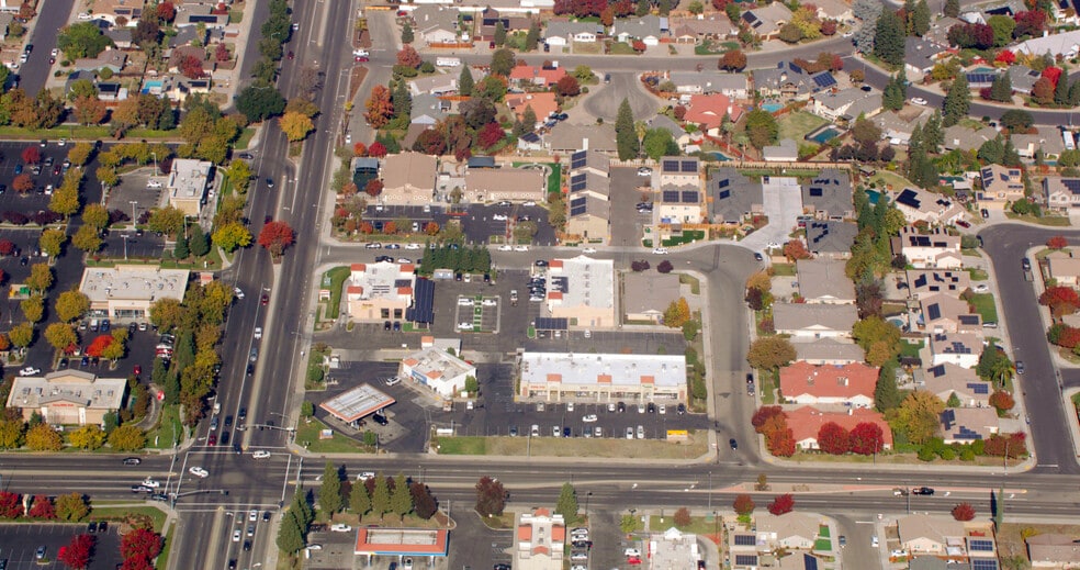 More Photos Of 1835 Ashlan Ave, Clovis Freestanding For Lease