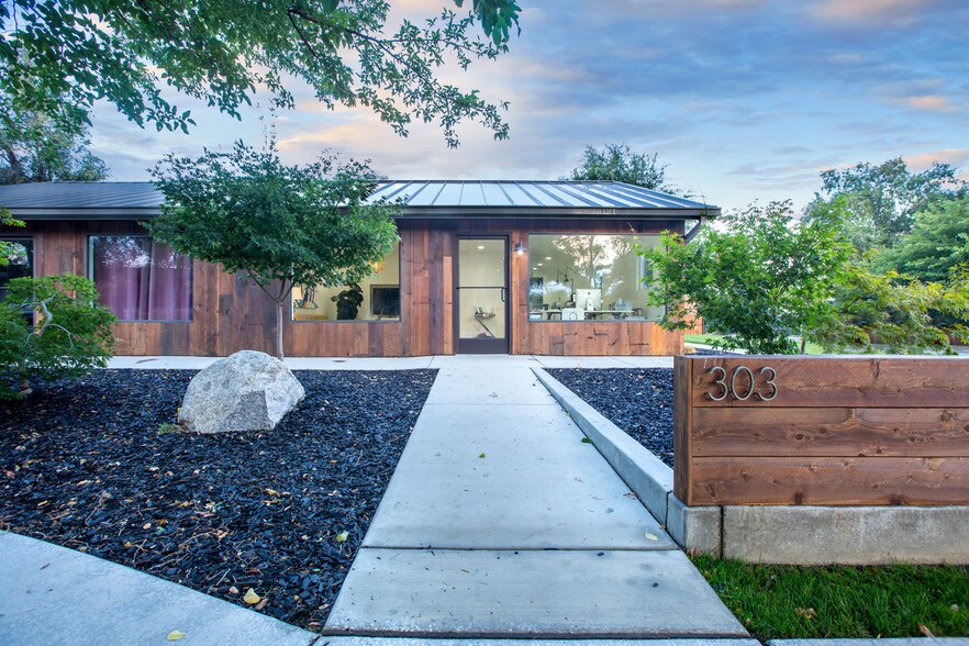 More Photos Of 303 S Robinson St, Tehachapi Office For Lease