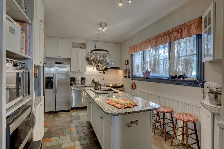 More Photos Of 62 E Main St, Lititz Hospitality For Sale