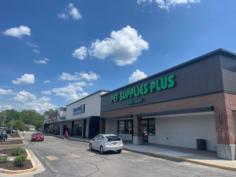 Primary Photo Of 310-424 SW Ward Rd, Lee's Summit Unknown For Lease