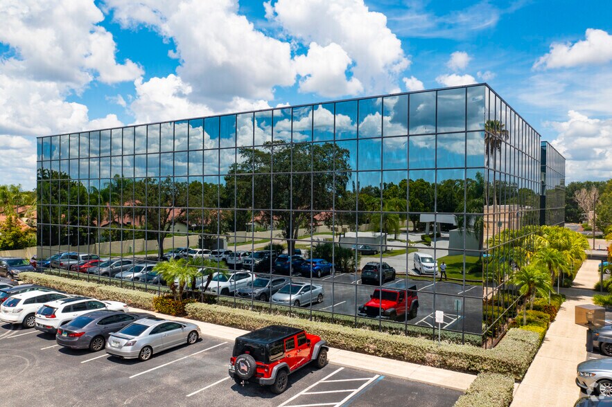 Primary Photo Of 3665 Bee Ridge Rd, Sarasota Medical For Lease