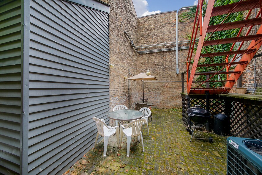 More Photos Of 532-534 Crescent Blvd, Glen Ellyn Storefront Retail Office For Sale