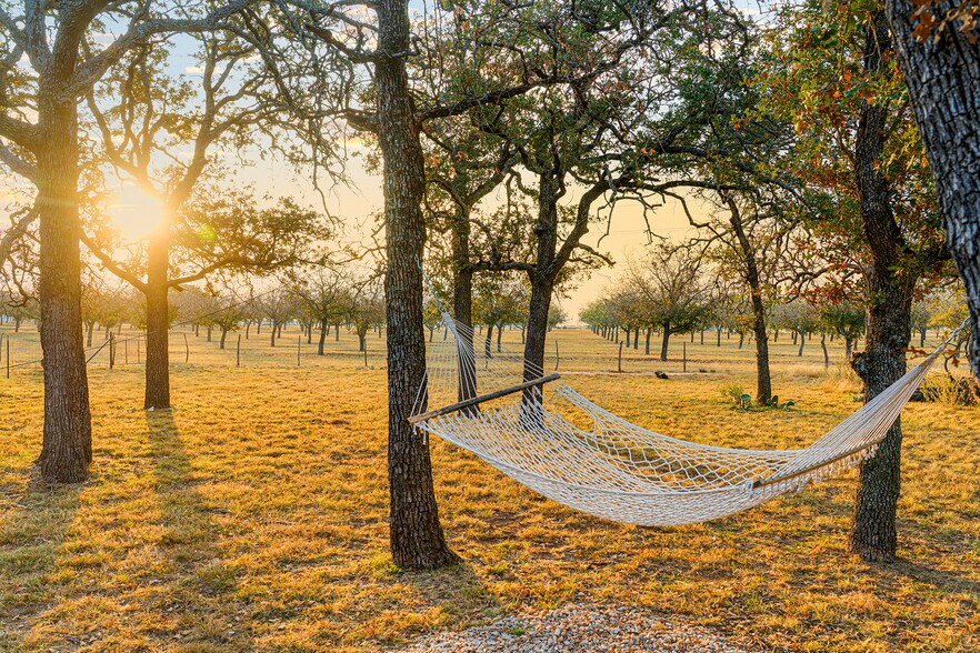 More Photos Of 67 Shaun Ln, Fredericksburg Apartments For Sale