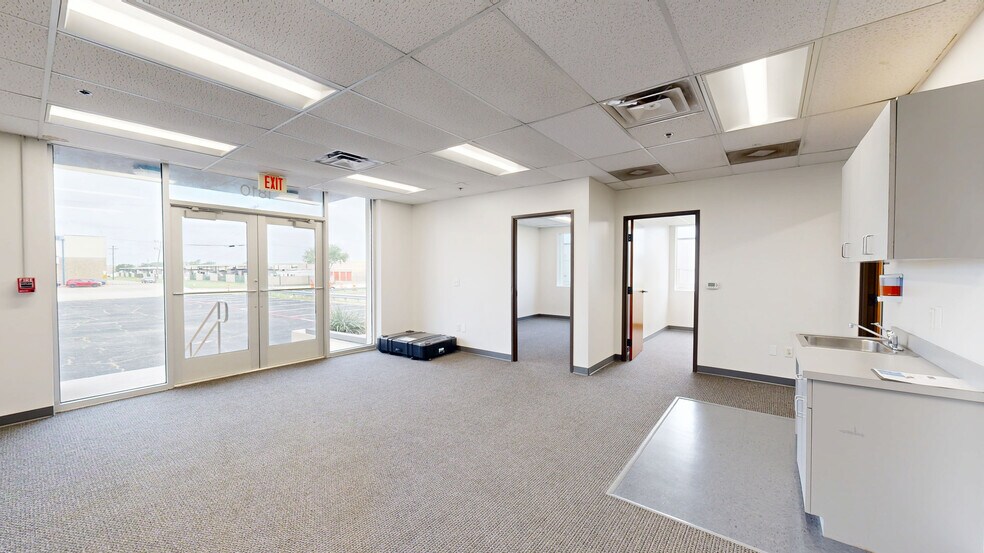 Primary Photo Of 1810 Kelly Blvd, Carrollton Warehouse For Lease