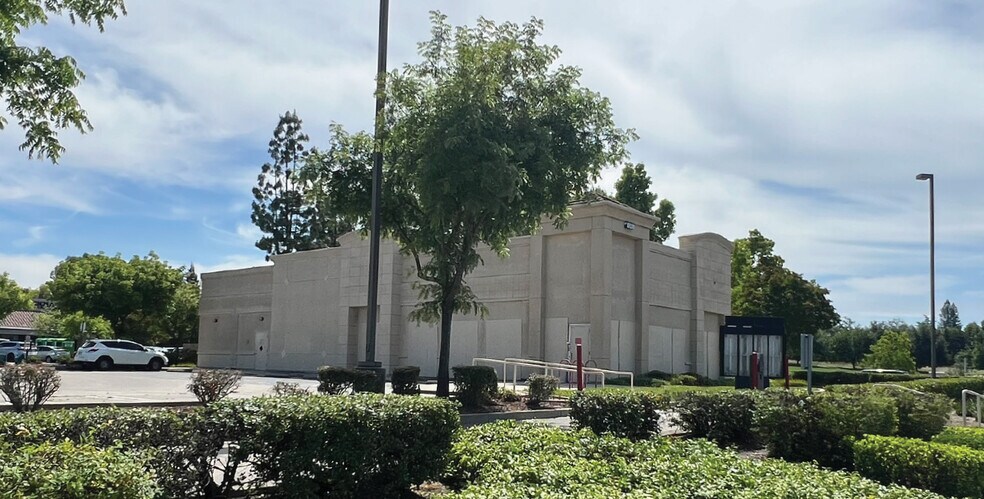 More Photos Of 1089 Sunrise Ave, Roseville Fast Food For Lease
