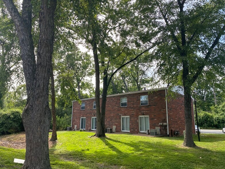 More Photos Of 1624 Northwinds Estates Dr, Saint Louis Apartments For Sale