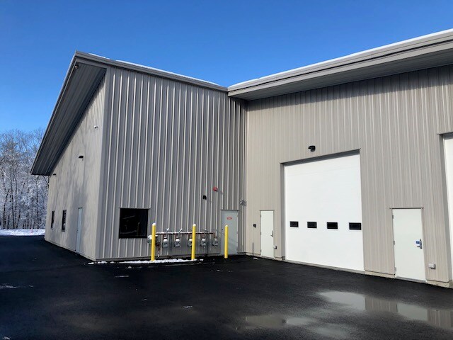 More Photos Of 881 Massachusetts Ave, Boxborough Industrial For Lease