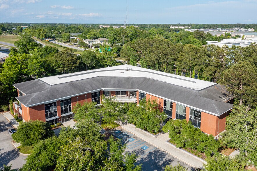 More Photos Of 1156 Bowman Rd, Mount Pleasant Medical For Lease