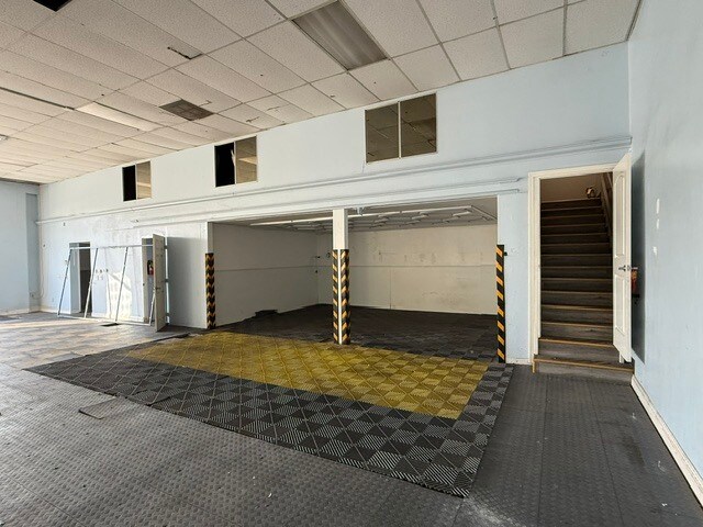 More Photos Of 28 E Valley Blvd, Alhambra Storefront Retail Office For Lease