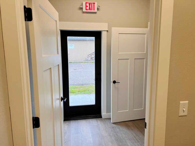 More Photos Of 212 River St N, Pillager Storefront Retail Office For Sale