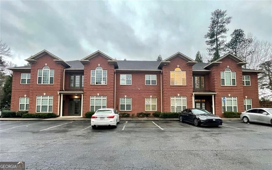 More Photos Of 950 Dannon View, Atlanta Office Residential For Sale