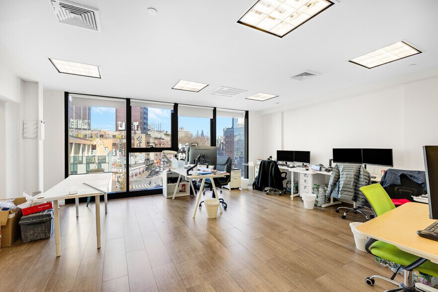 More Photos Of 107 E Broadway, New York Loft Creative Space For Sale