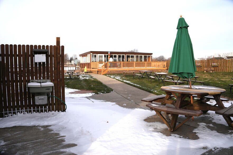 More Photos Of 7707 Dyke Rd, Fair Haven Sports And Entertainment For Sale