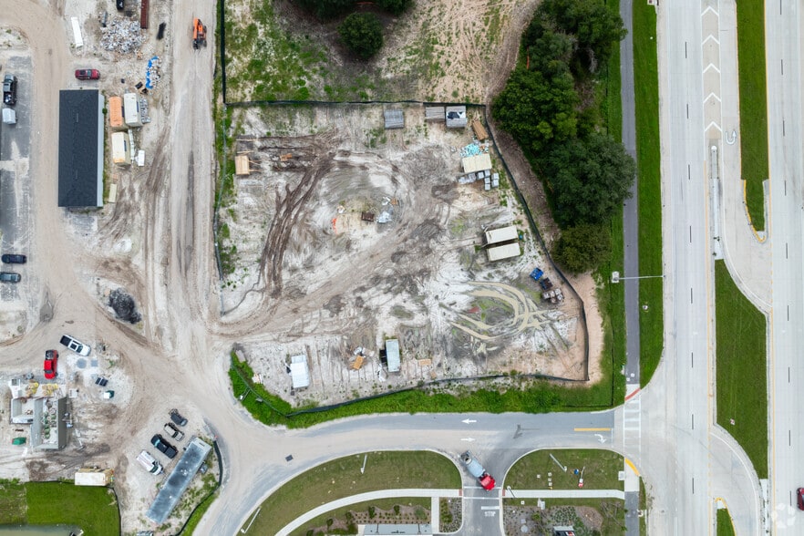 More Photos Of State Road 52, San Antonio General Retail For Lease