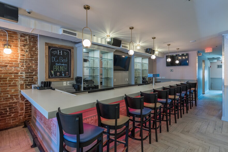More Photos Of 1336 U St NW, Washington Bar For Lease