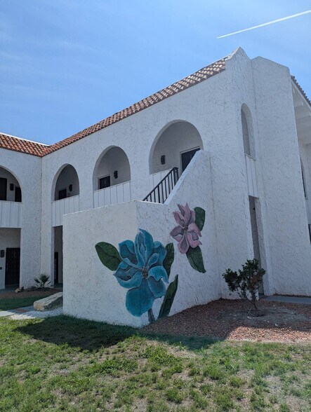 More Photos Of 6710 Embassy Blvd, Port Richey Medical For Lease