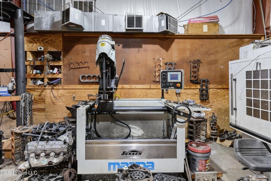 More Photos Of 526 Main St, Bay Saint Louis Warehouse For Sale