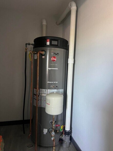 More Photos Of 14096 446th Ave, Waubay General Retail For Sale